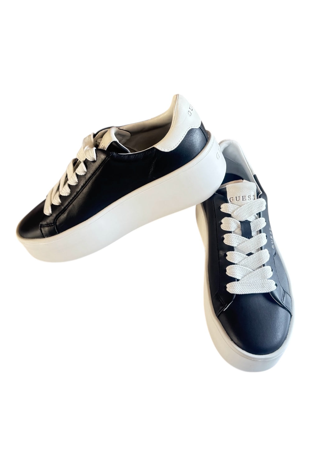 GUESS Damen Sneakers „Marilyn“ in Schwarz – Neu